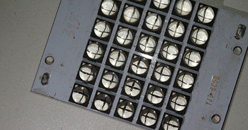 讓我告訴你一些選擇紫外線(xiàn)固化機(jī)的方法